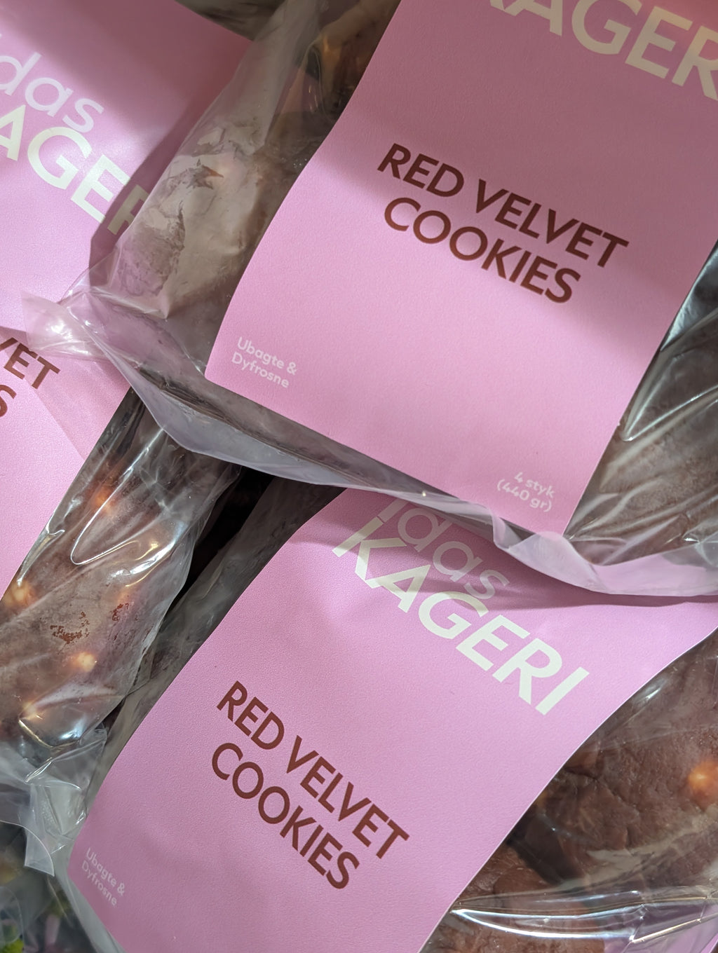 Red Velvet Cookies med Cream Cheese – Bake-at-home (4 stk)